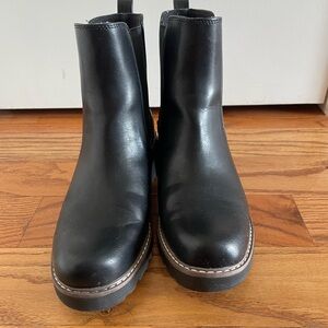 Women’s Black Leather Chelsea Boots